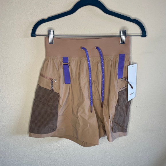 NWT Lululemon Multi-Pocket Cargo High-Rise Hiking Short 5" Size 2 - Picture 8 of 12
